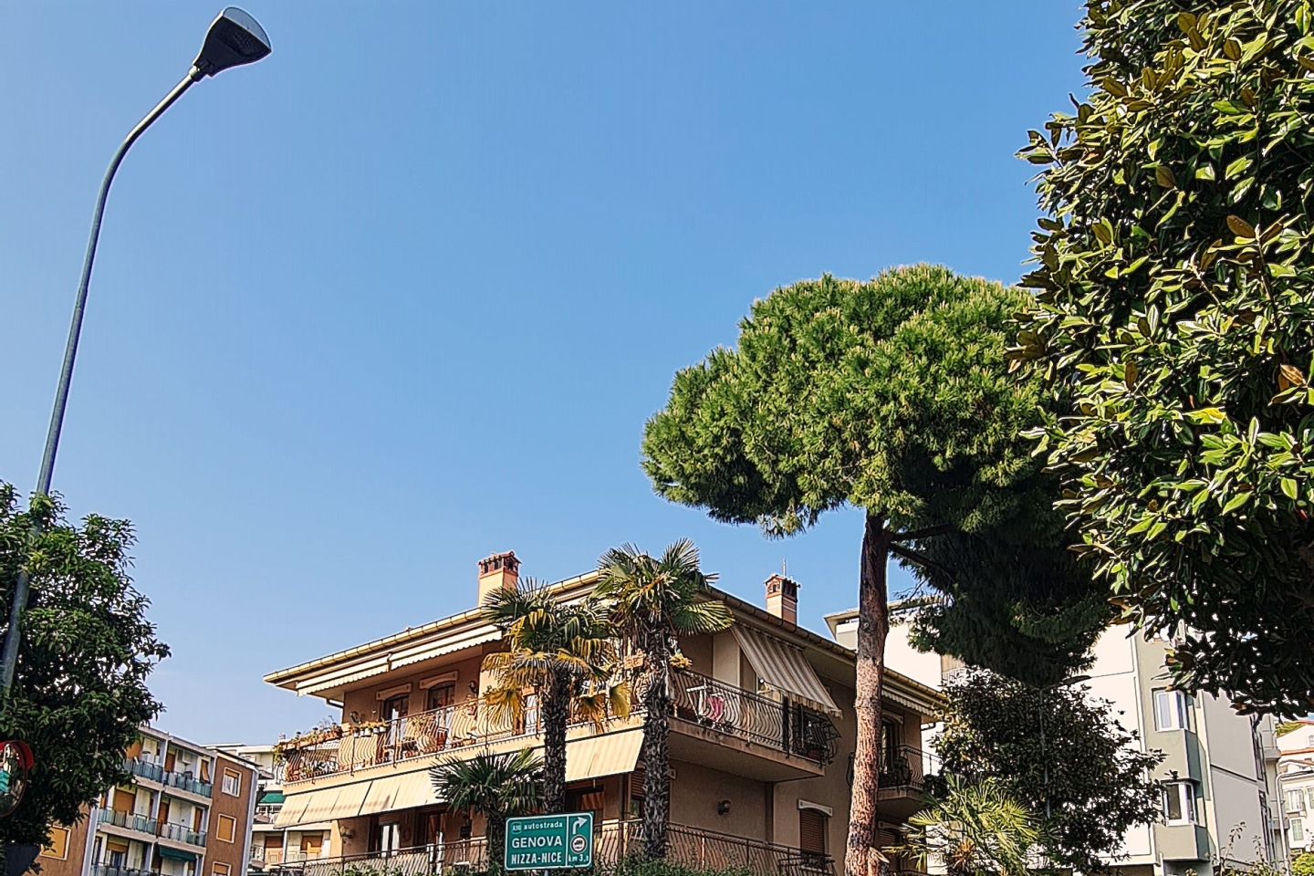 Foto immobile Bilocale con giardino