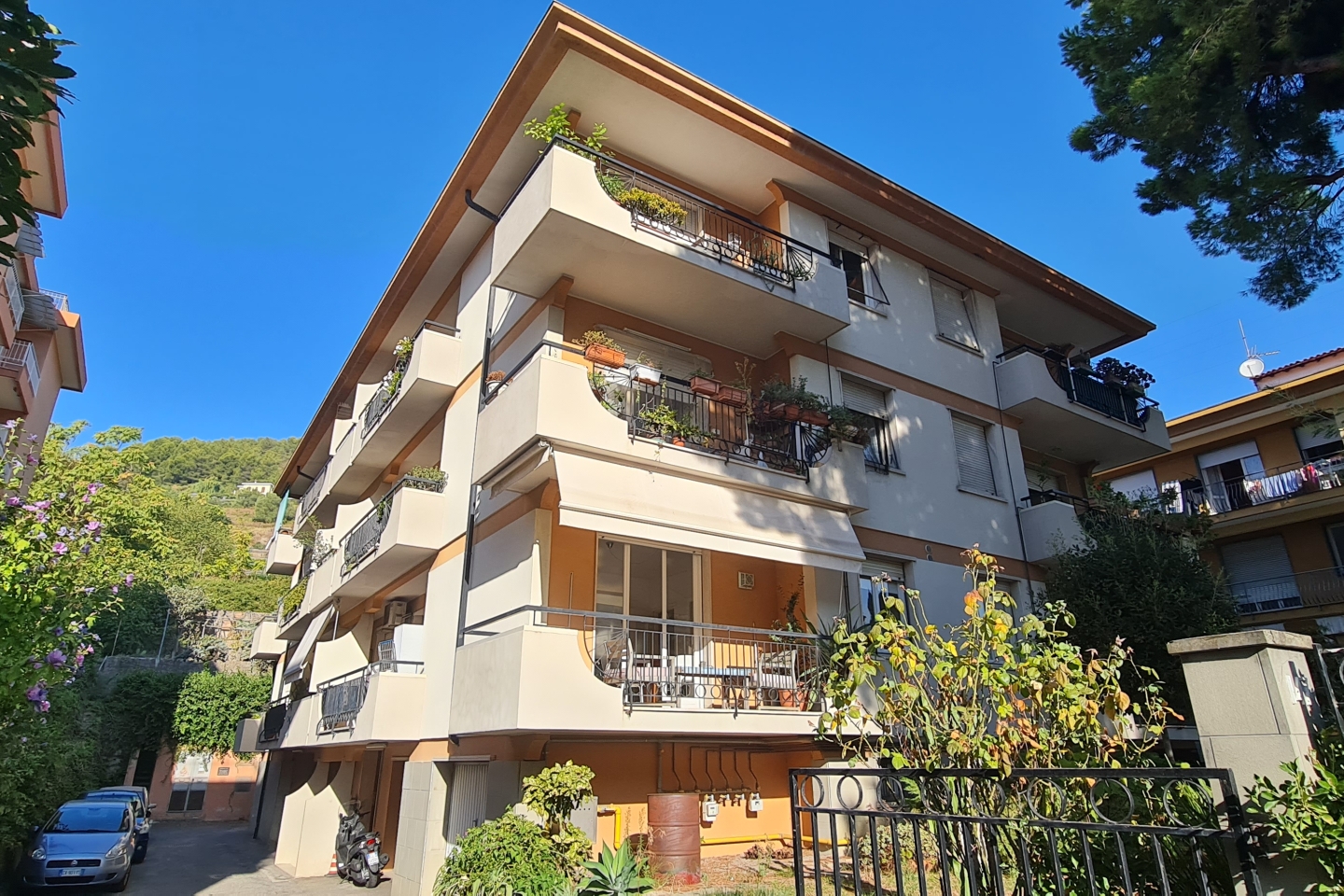 Foto immobile TRILOCALE IN BORDIGHERA